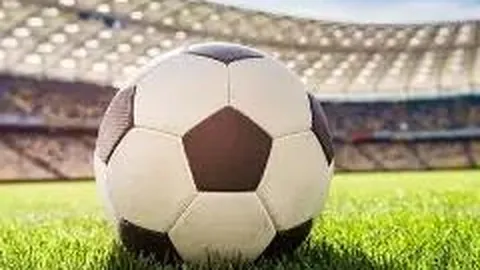 月映倾城彩梦生，马年新春双色球，2026011期号码揭晓：独中16，幸运之选，不容错过！